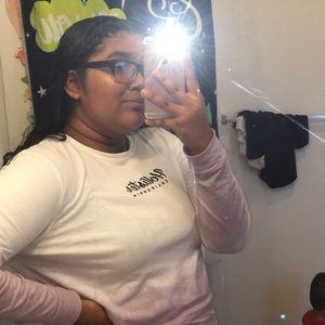 Meet your Posher, Samara